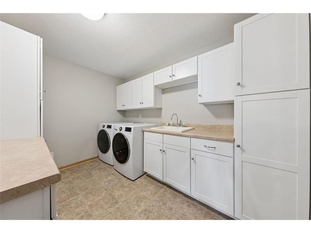 4416 Coachman Lane, Prior Lake, MN 55372