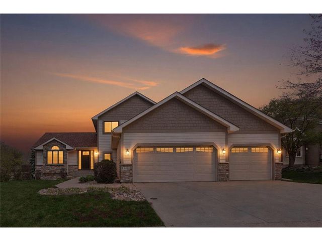 4416 Coachman Lane, Prior Lake, MN 55372