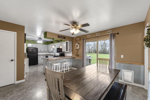 827 Fancher ROAD, Mount Pleasant, WI 53406