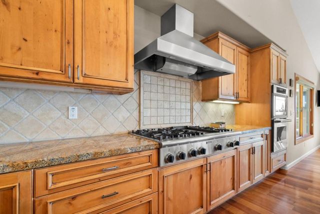 24101 Mountain Charlie Road, Los Gatos, CA 95033