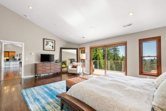 24101 Mountain Charlie Road, Los Gatos, CA 95033