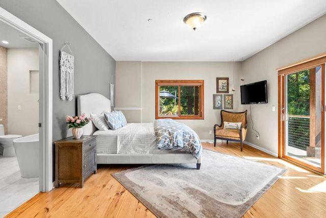 24101 Mountain Charlie Road, Los Gatos, CA 95033