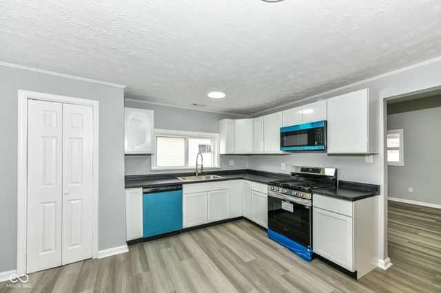 206 Pennsylvania Street, Shirley, IN 47384