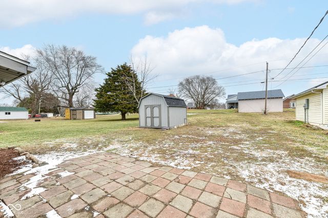 206 Pennsylvania Street, Shirley, IN 47384