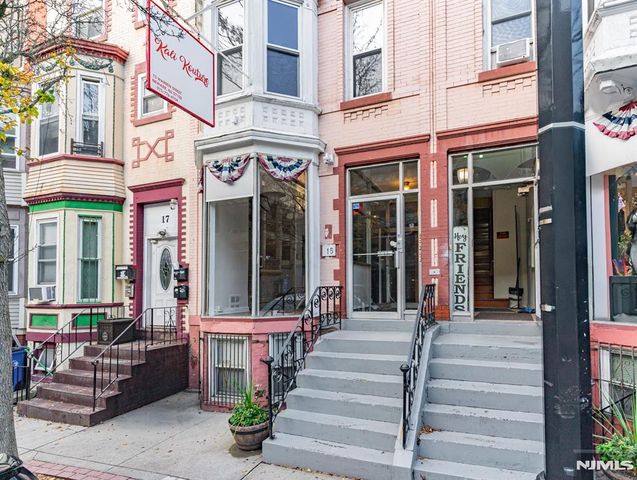 15 Warren Street, Newark, NJ 07102