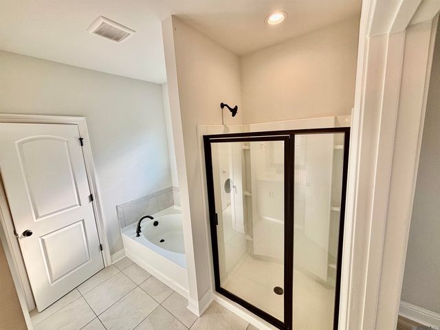 9958 Stratford Dr, Denham Springs, LA 70726