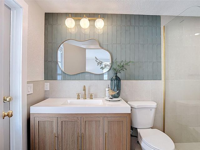 8635 GUM TREE AVENUE, New Port Richey, FL 34653