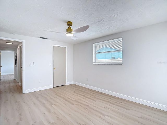 8635 GUM TREE AVENUE, New Port Richey, FL 34653