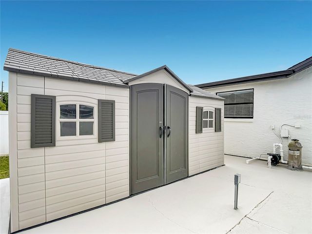 8635 GUM TREE AVENUE, New Port Richey, FL 34653