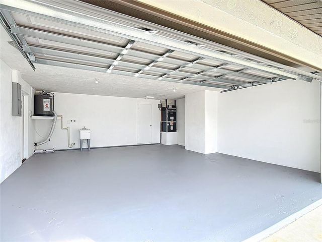 8635 GUM TREE AVENUE, New Port Richey, FL 34653