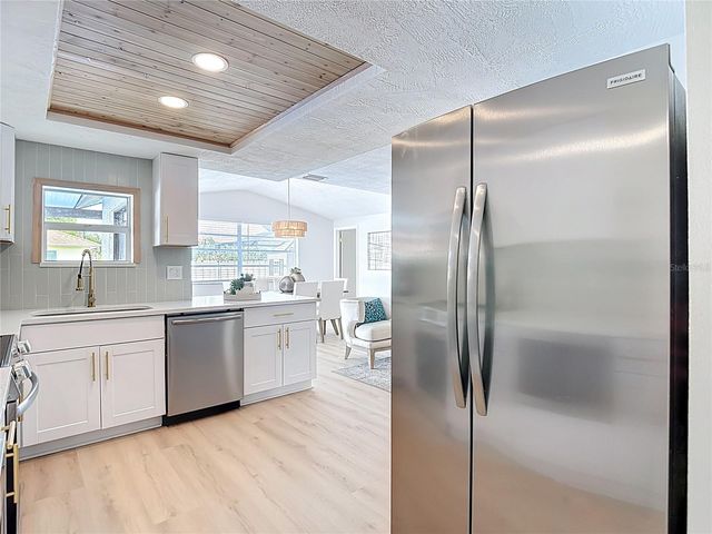 8635 GUM TREE AVENUE, New Port Richey, FL 34653