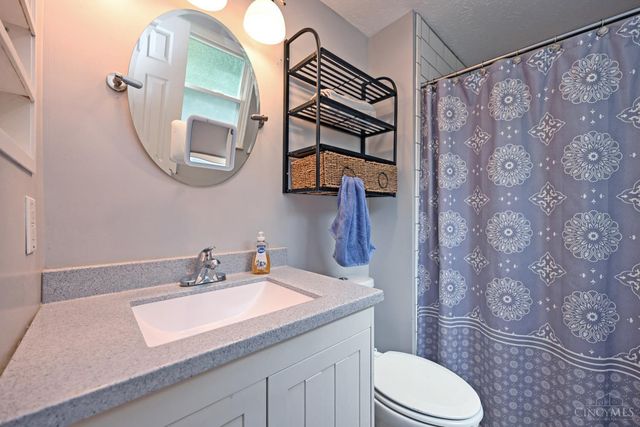 82 Orchard Knoll Drive, Reading, OH 45215