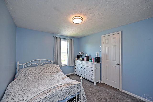 82 Orchard Knoll Drive, Reading, OH 45215