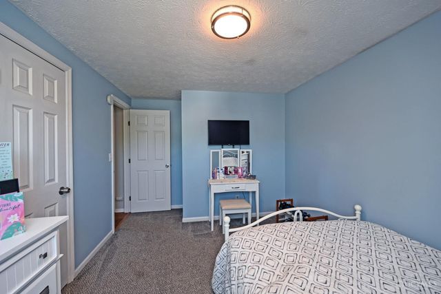 82 Orchard Knoll Drive, Reading, OH 45215