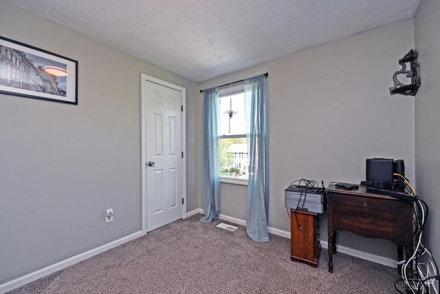 82 Orchard Knoll Drive, Reading, OH 45215