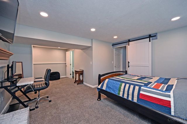 82 Orchard Knoll Drive, Reading, OH 45215