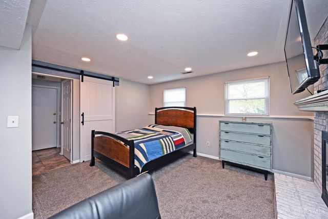 82 Orchard Knoll Drive, Reading, OH 45215