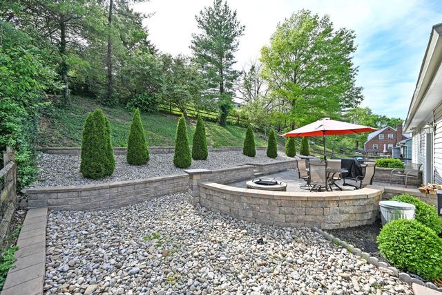 82 Orchard Knoll Drive, Reading, OH 45215