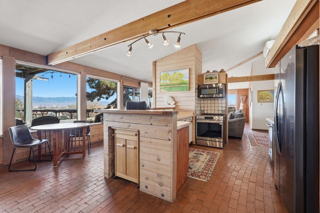 1303 32nd Street SE, Rio Rancho, NM 87124