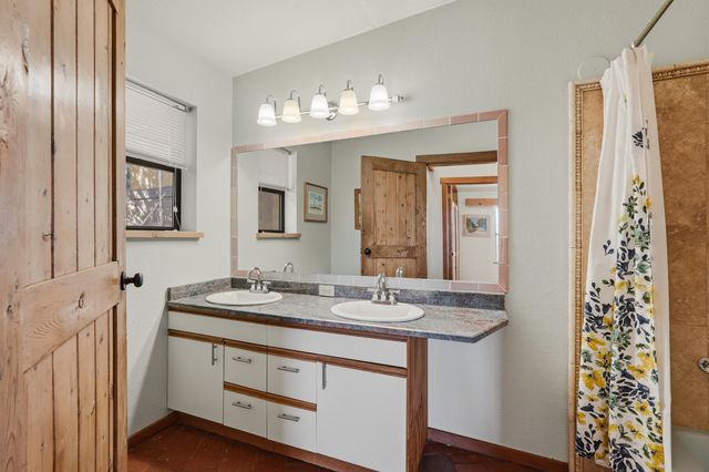 1303 32nd Street SE, Rio Rancho, NM 87124