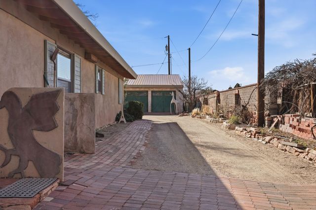 1303 32nd Street SE, Rio Rancho, NM 87124