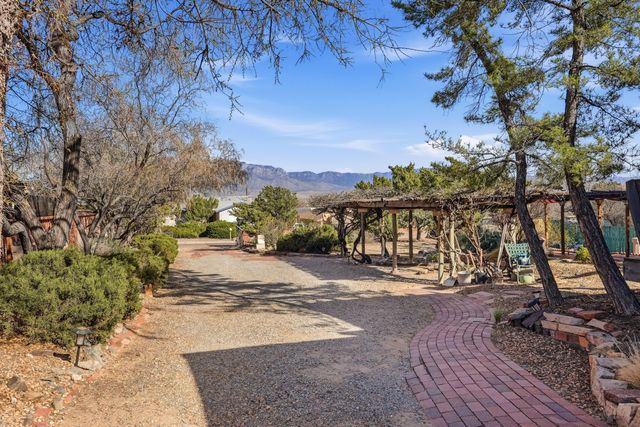 1303 32nd Street SE, Rio Rancho, NM 87124