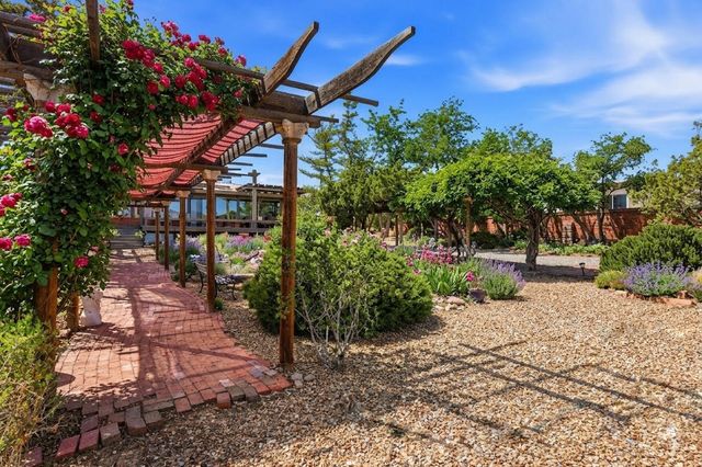 1303 32nd Street SE, Rio Rancho, NM 87124