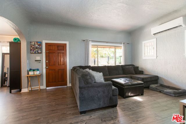 5177 Bohlig Road, Los Angeles, CA 90032