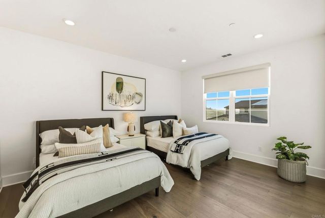 8451 Hidden Cove Way, San Diego, CA 92127