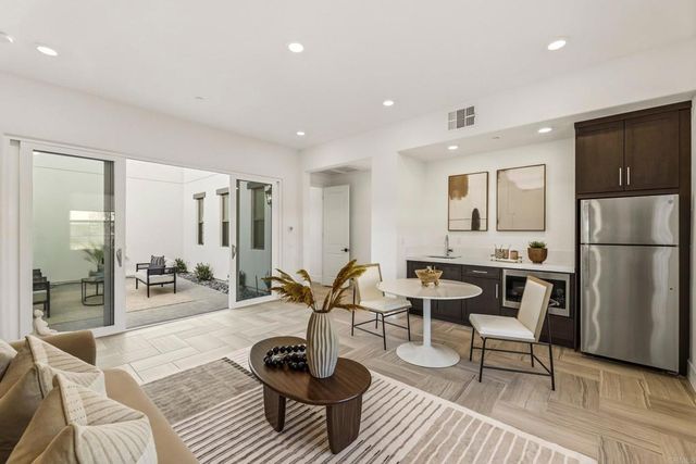 8451 Hidden Cove Way, San Diego, CA 92127