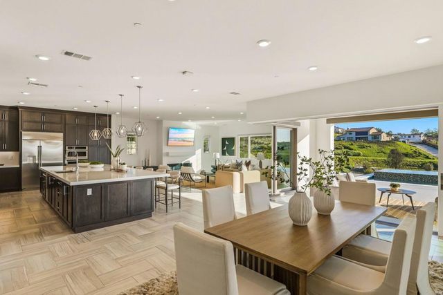 8451 Hidden Cove Way, San Diego, CA 92127