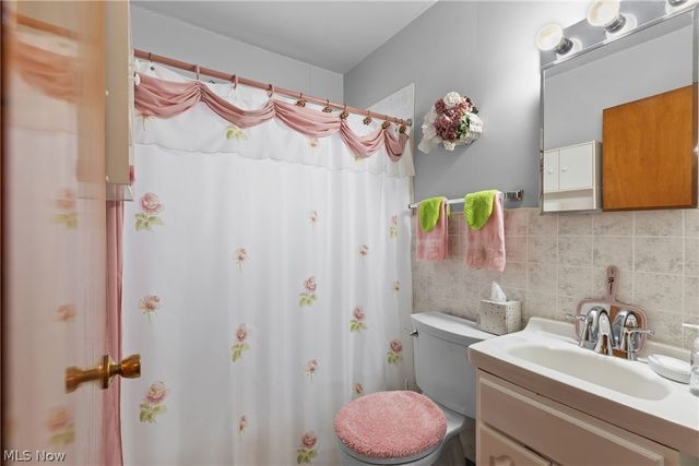 643 Western Avenue, Mingo Junction, OH 43938
