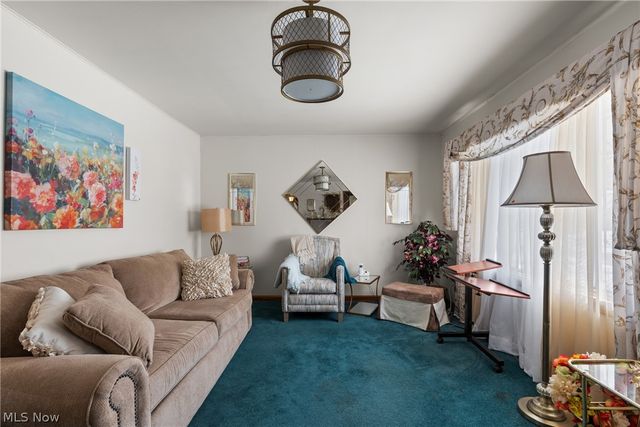 643 Western Avenue, Mingo Junction, OH 43938