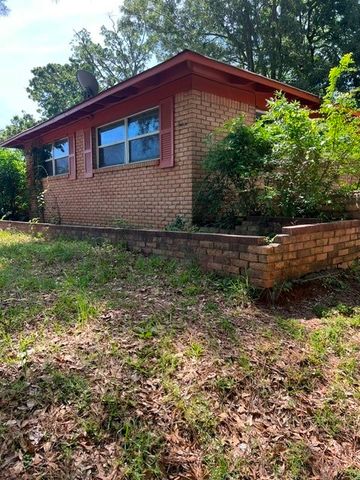 3929 Oakcrest Street, Shreveport, LA 71109