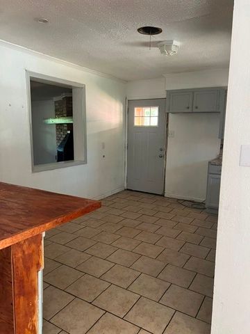 3929 Oakcrest Street, Shreveport, LA 71109