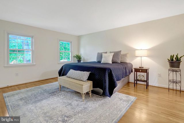 5814 CLERMONT DR, Alexandria, VA 22310