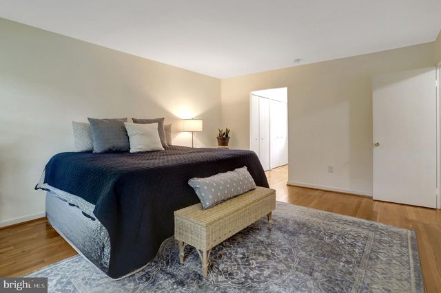 5814 CLERMONT DR, Alexandria, VA 22310