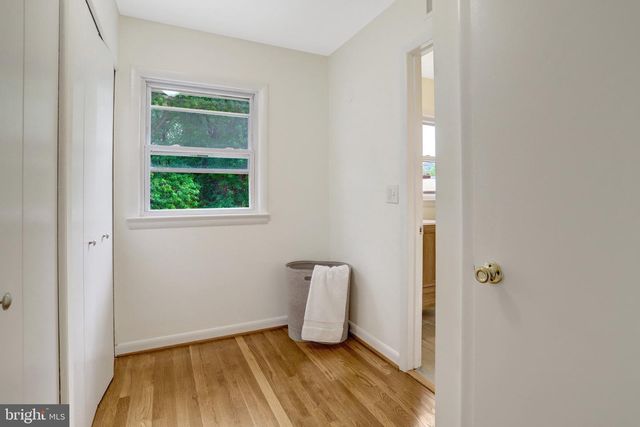 5814 CLERMONT DR, Alexandria, VA 22310
