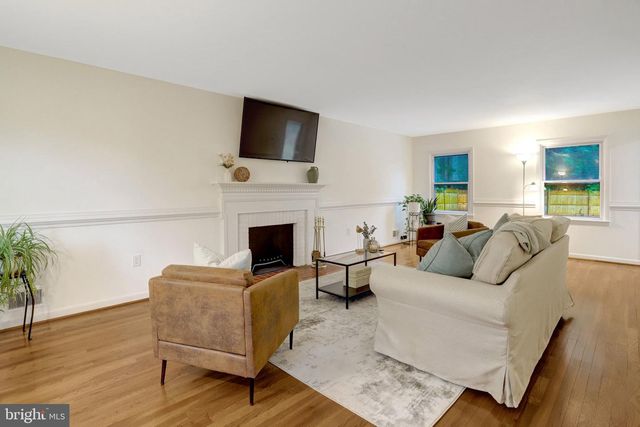 5814 CLERMONT DR, Alexandria, VA 22310