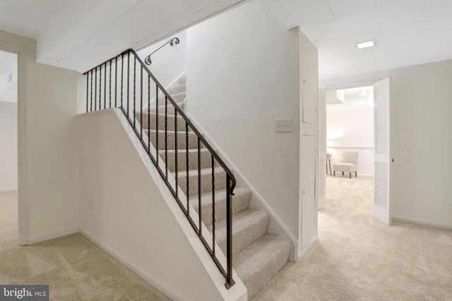 5814 CLERMONT DR, Alexandria, VA 22310