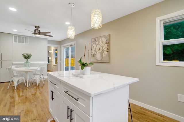 5814 CLERMONT DR, Alexandria, VA 22310