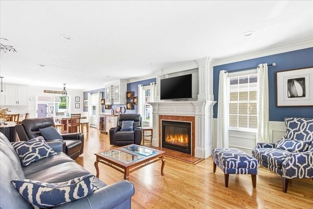 23 Chilton Ave, Kingston, MA 02364