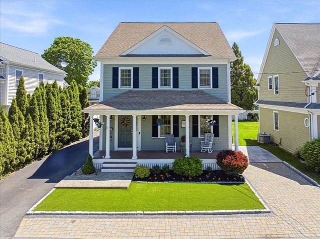 23 Chilton Ave, Kingston, MA 02364