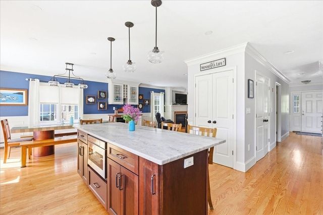 23 Chilton Ave, Kingston, MA 02364