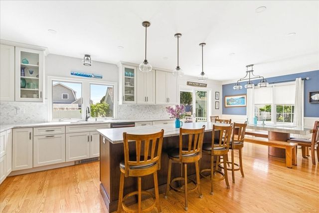 23 Chilton Ave, Kingston, MA 02364