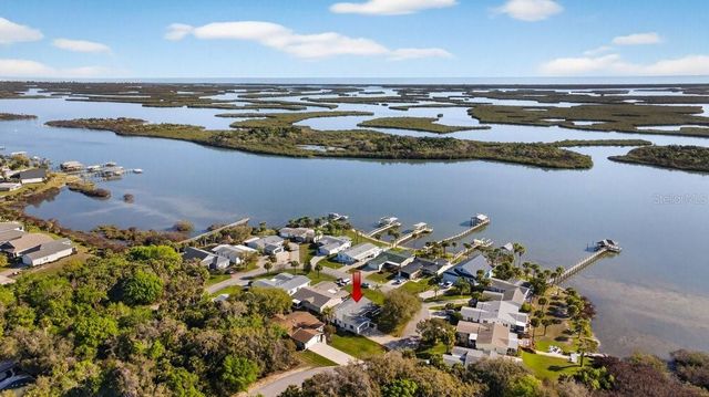 332 MARSH LANDING LOOP, Oak Hill, FL 32759