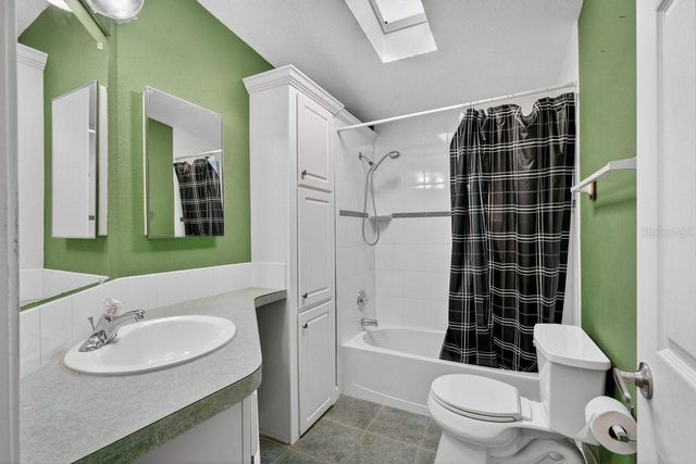 332 MARSH LANDING LOOP, Oak Hill, FL 32759