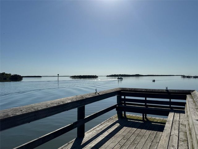 332 MARSH LANDING LOOP, Oak Hill, FL 32759