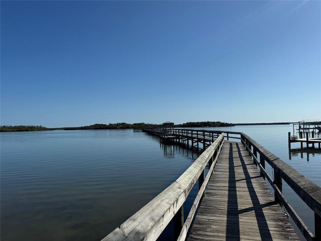 332 MARSH LANDING LOOP, Oak Hill, FL 32759