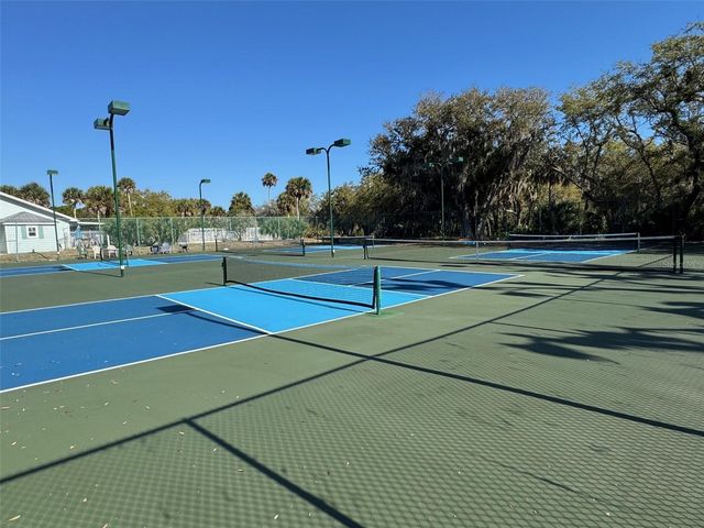 332 MARSH LANDING LOOP, Oak Hill, FL 32759